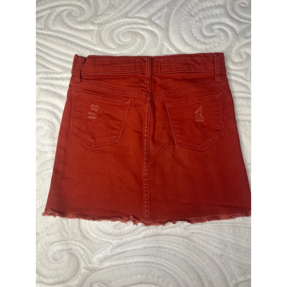 Old Navy Kids Burnt Orange Distressed Denim Mini Skirt Size‎ S 6-7 waist adjust